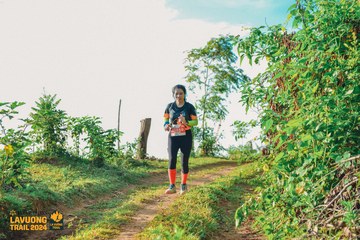 Fleur De Lys La Vuông Trail - Ảnh #2417717