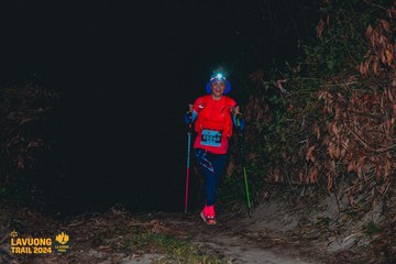 Fleur De Lys La Vuông Trail - Ảnh #2417120