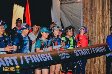 Fleur De Lys La Vuông Trail - Ảnh #2416757