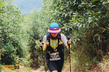 Fleur De Lys La Vuông Trail - Ảnh #2416361
