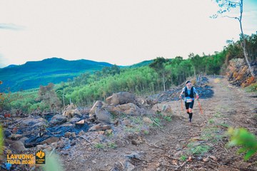 Fleur De Lys La Vuông Trail - Ảnh #2417442