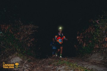 Fleur De Lys La Vuông Trail - Ảnh #2416982