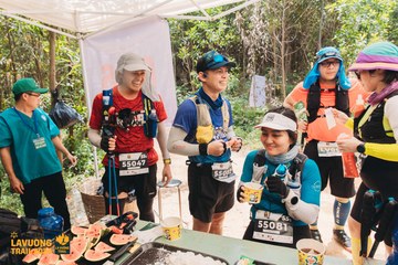Fleur De Lys La Vuông Trail - Ảnh #2416324
