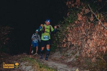 Fleur De Lys La Vuông Trail - Ảnh #2417094