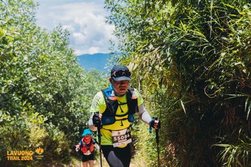 Fleur De Lys La Vuông Trail - Ảnh #2416544