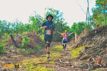 Fleur De Lys La Vuông Trail - Ảnh #2417862