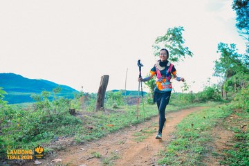 Fleur De Lys La Vuông Trail - Ảnh #2417578
