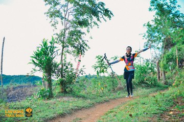 Fleur De Lys La Vuông Trail - Ảnh #2417571