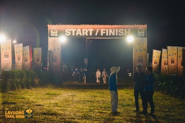 Fleur De Lys La Vuông Trail - Ảnh #2417122