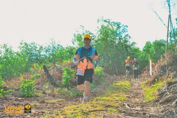 Fleur De Lys La Vuông Trail - Ảnh #2417872