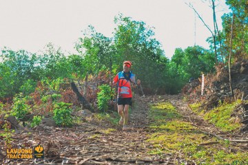 Fleur De Lys La Vuông Trail - Ảnh #2417823