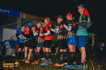 Fleur De Lys La Vuông Trail - Ảnh #2417153