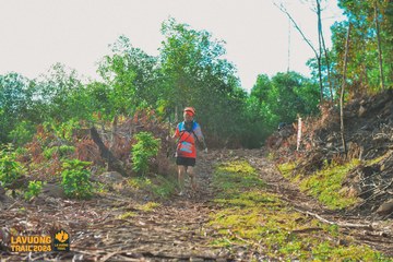 Fleur De Lys La Vuông Trail - Ảnh #2417821