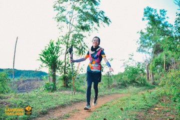 Fleur De Lys La Vuông Trail - Ảnh #2417575
