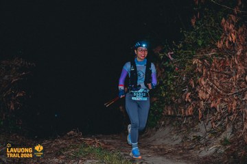 Fleur De Lys La Vuông Trail - Ảnh #2417000