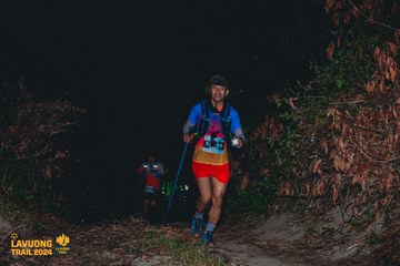 Fleur De Lys La Vuông Trail - Ảnh #2417104