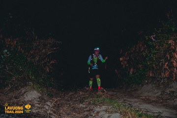 Fleur De Lys La Vuông Trail - Ảnh #2417037