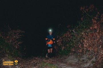 Fleur De Lys La Vuông Trail - Ảnh #2416865