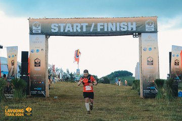 Fleur De Lys La Vuông Trail - Ảnh #2416235