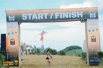 Fleur De Lys La Vuông Trail - Ảnh #2415621