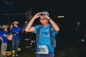 Fleur De Lys La Vuông Trail - Ảnh #2417147