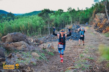 Fleur De Lys La Vuông Trail - Ảnh #2417424