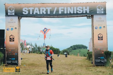 Fleur De Lys La Vuông Trail - Ảnh #2415927
