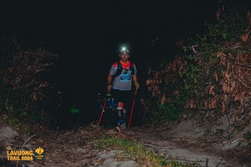 Fleur De Lys La Vuông Trail - Ảnh #2417023