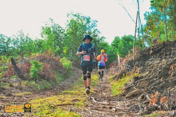 Fleur De Lys La Vuông Trail - Ảnh #2417863