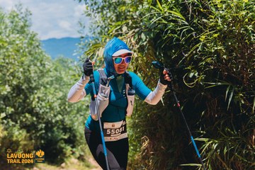 Fleur De Lys La Vuông Trail - Ảnh #2416521