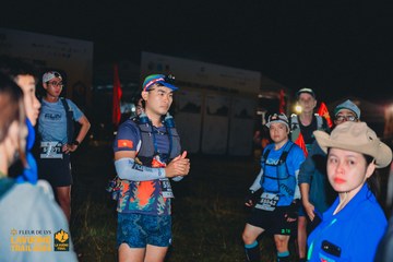 Fleur De Lys La Vuông Trail - Ảnh #2417154