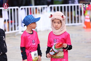 Ảnh sự kiện PRENN TRAIL SUMMIT 2024 - b05e08cd4558b78021bd0c4f9589ad57.jpg