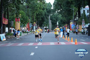RUNNING DIAMOND CUP 2024 - Ảnh #2323684