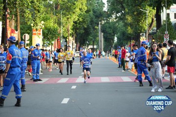 RUNNING DIAMOND CUP 2024 - Ảnh #2326349