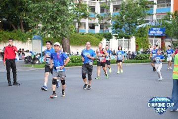 RUNNING DIAMOND CUP 2024 - Ảnh #2328599