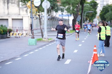 RUNNING DIAMOND CUP 2024 - Ảnh #2328211