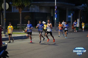 RUNNING DIAMOND CUP 2024 - Ảnh #2327728