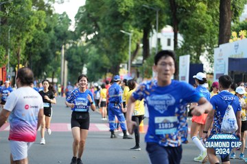 RUNNING DIAMOND CUP 2024 - Ảnh #2327021