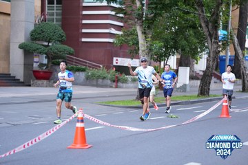 RUNNING DIAMOND CUP 2024 - Ảnh #2328452