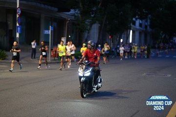 RUNNING DIAMOND CUP 2024 - Ảnh #2327733