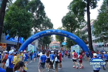RUNNING DIAMOND CUP 2024 - Ảnh #2327135