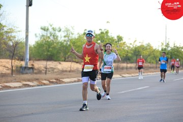 STOP AND RUN MARATHON 2024 - Ảnh #2088489