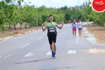 STOP AND RUN MARATHON 2024 - Ảnh #2089465