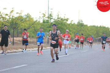 STOP AND RUN MARATHON 2024 - Ảnh #2087979