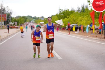 STOP AND RUN MARATHON 2024 - Ảnh #2088964