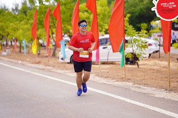 STOP AND RUN MARATHON 2024 - Ảnh #2089563