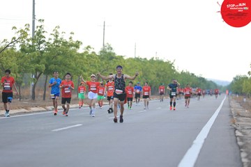 STOP AND RUN MARATHON 2024 - Ảnh #2087960