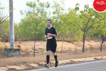 STOP AND RUN MARATHON 2024 - Ảnh #2088766