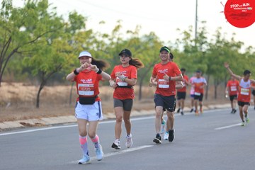 STOP AND RUN MARATHON 2024 - Ảnh #2088125