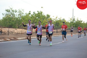 STOP AND RUN MARATHON 2024 - Ảnh #2087485